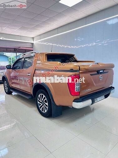 NISSAN NAVARA EL AT 1 cầu sx và đki 2019