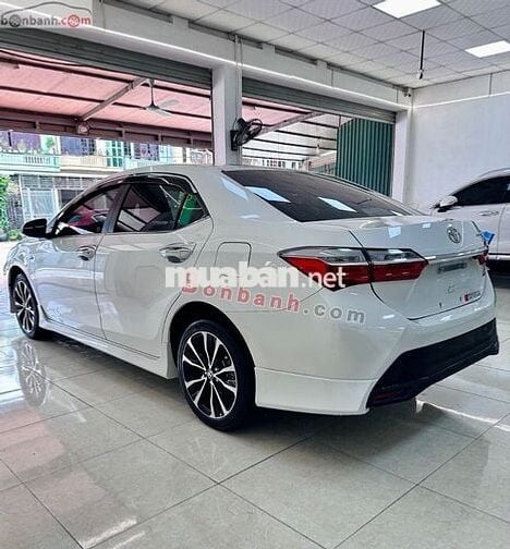 TOYOTA COROLLA ALTIS 1.8G sản xuất 2021