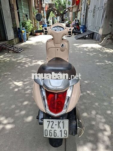 Elizabeth Fi đời 2011. Xe rất đẹp. Ít chạy
