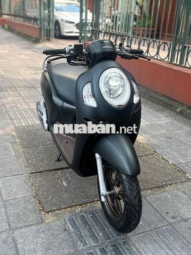 XE MÁY GIÁNG MẠNH - Scoopy 2024 Đen Sần Lướt