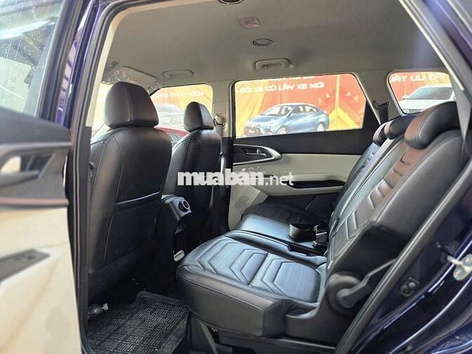 Kia Carens 2022 Luxury 1.5G, màu xanh,20.000 km