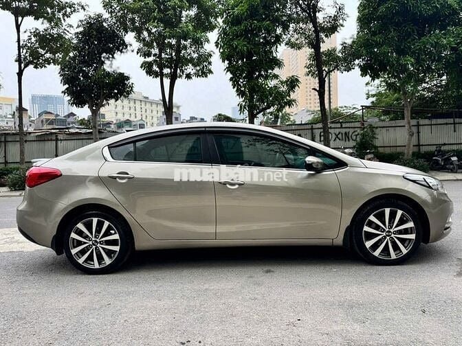 Kia K3 2015  - 89999 km