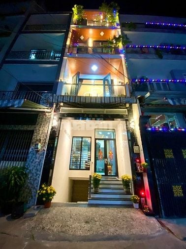 Bán nhà riêng 16 tỷ, 266m2, 6P, 4WC tại Gia Phú, P1, Q6, CÓ HẦM XE