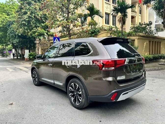 Mitsubishi Outlander 2021 - 40000 km
