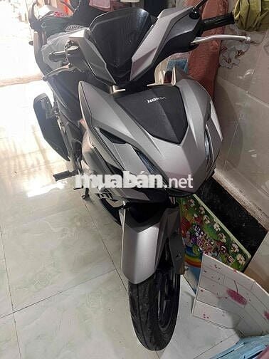 xe chính chủ nguyên zin cần bán hoăc giao lưu fu
