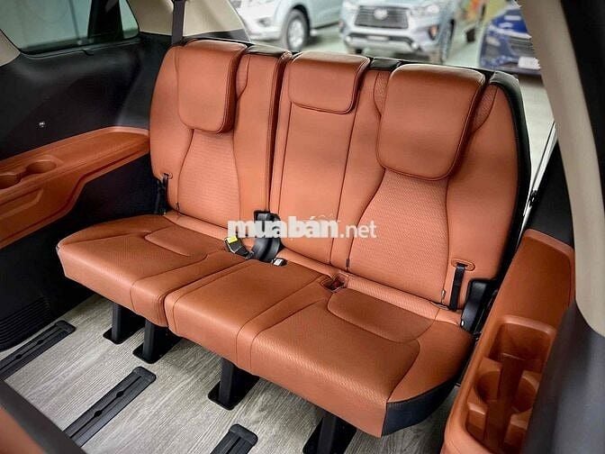 🚘 Kia Carnival 2024 2.2D Signature Full Dầu