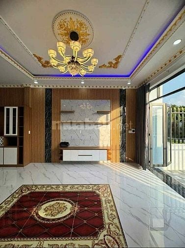 Chính chủ bán gấp căn nhà 1 trệt 1 lầu vào ở ngay tại bình chính