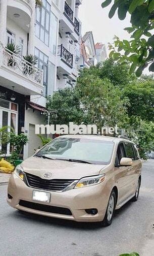 Toyota Sienna nhập Mỹ 2.7 LE trùm mền original 90%