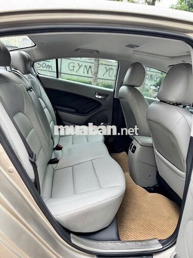 Kia K3 2015  - 89999 km