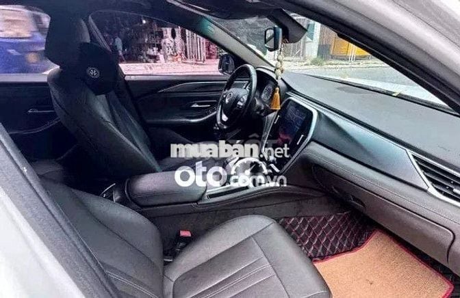 VinFast LUX A2.0 Nâng cao 2020