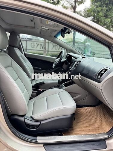 Kia K3 2015  - 89999 km