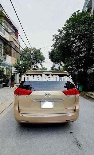 Toyota Sienna nhập Mỹ 2.7 LE trùm mền original 90%