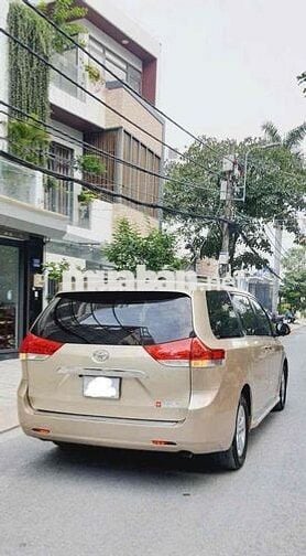Toyota Sienna nhập Mỹ 2.7 LE trùm mền original 90%
