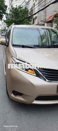 Toyota Sienna nhập Mỹ 2.7 LE trùm mền original 90%