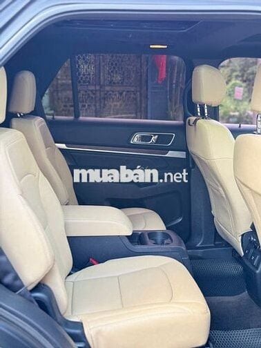 Ford Explorer Limited cao cấp Mỹ bản Captain Seat