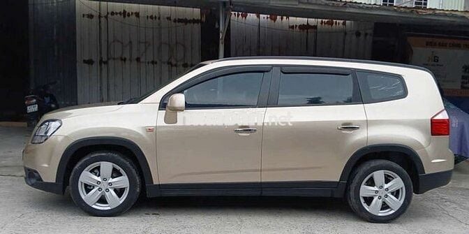 Orlando  2012 LT 1.8 MT - xe rất đẹp