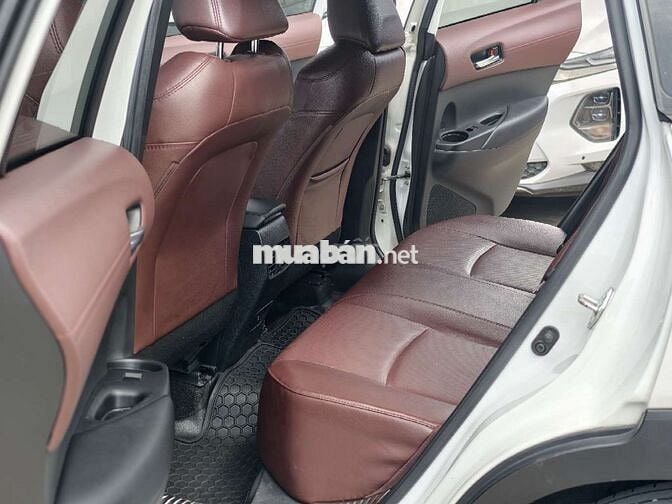 Toyota Corolla Cross 2020 bản G màu trắng