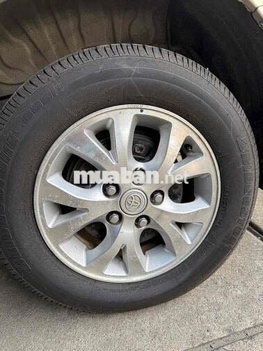 Toyota Innova 2008 G