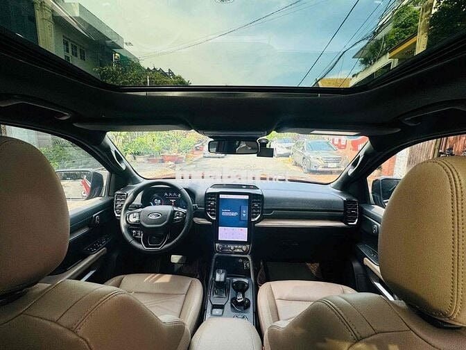 Ford Everest 2023 Titanium 2.0L 4x4 AT - 50.000km