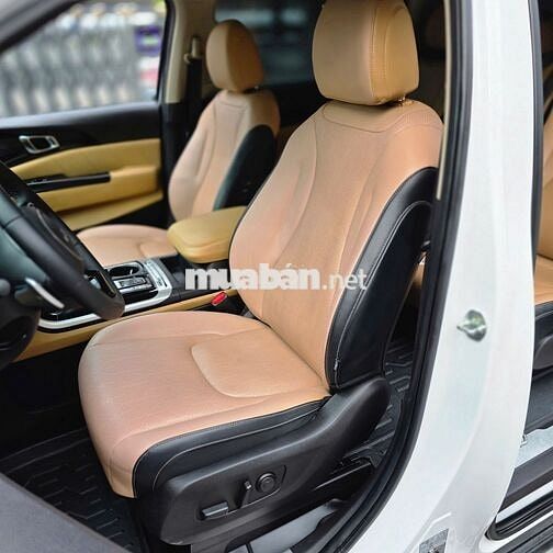 Kia Carnival 2022 2.2D Premium 8 chỗ - 69000 km