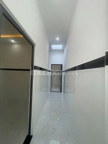 Bán gấp căn nhà cấp 4, SHR, mới keng, 67m2, TT. Củ Chi (cũ), Giá 860tr