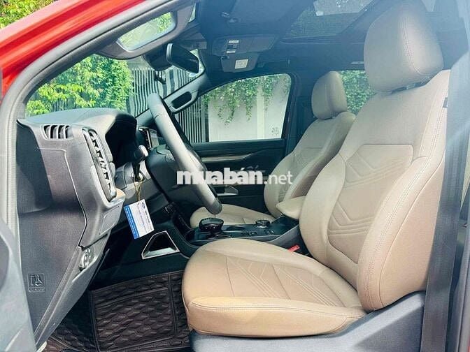 Ford Everest 2023 Titanium 2.0L 4x4 AT - 50.000km