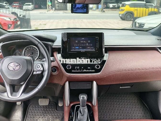 Toyota Corolla Cross 2020 bản G màu trắng
