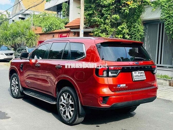 Ford Everest 2023 Titanium 2.0L 4x4 AT - 50.000km