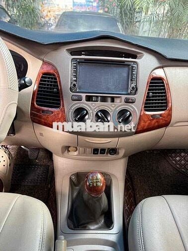 Toyota Innova 2008 G