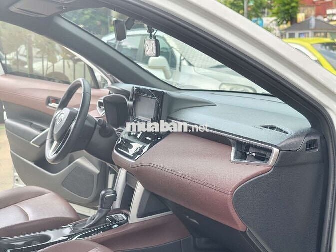 Toyota Corolla Cross 2020 bản G màu trắng