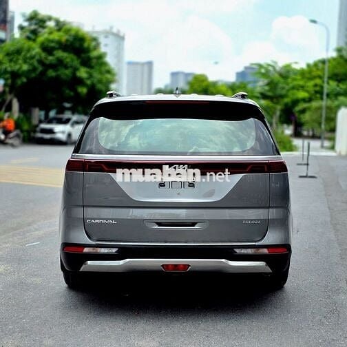 Kia Carnival 2022 2.2D Premium 8 chỗ - 59000 km