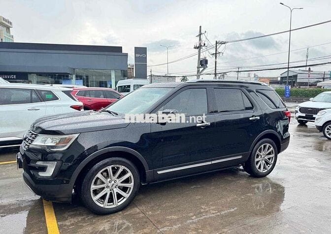 Ford Explorer 2016 xe 1 chủ, full lịch sử hãng