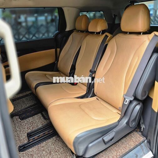 Kia Carnival 2022 2.2D Premium 8 chỗ - 59000 km