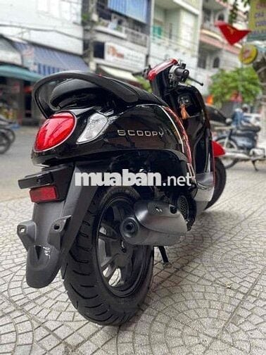 Scopy đỏ đen 2022 xe đẹp nguyên rin như mới