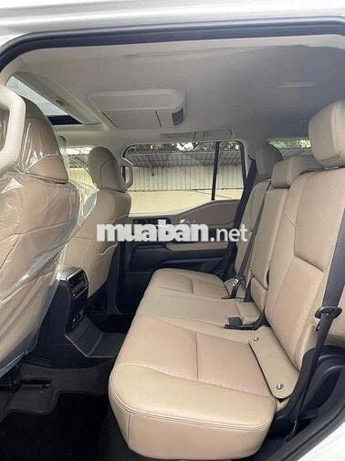 ✅Toyota Land Cruiser Prado 2025 Giao ngay giá tốt💥