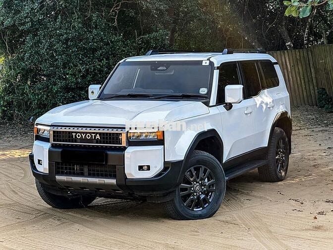 ✅Toyota Land Cruiser Prado 2025 Giao ngay giá tốt💥