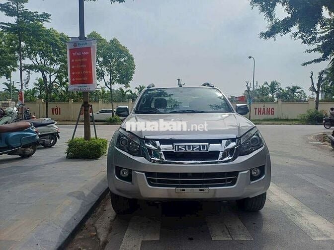 Bán Isuzu Dmax 3.0AT 4x4 sx2016 xe đẹp lỗi tặng xe