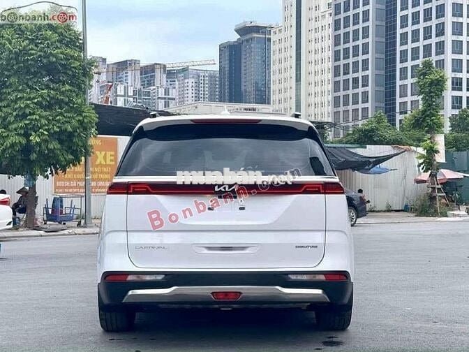 Kia Carnival Signature 3.5G 2024 - 1 Tỷ 549 Triệu