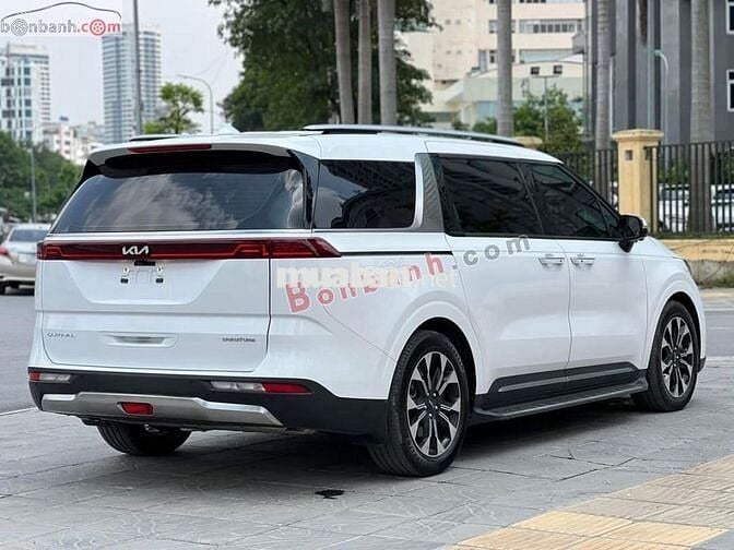 Kia Carnival Signature 3.5G 2024 - 1 Tỷ 549 Triệu