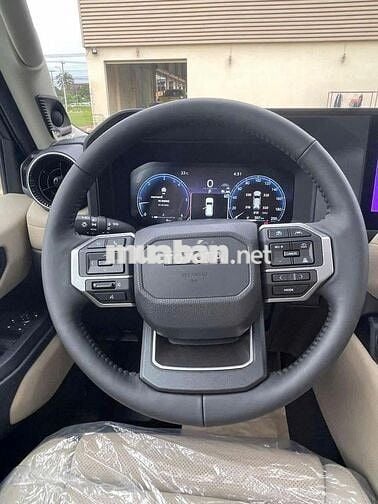 ✅Toyota Land Cruiser Prado 2025 Giao ngay giá tốt💥