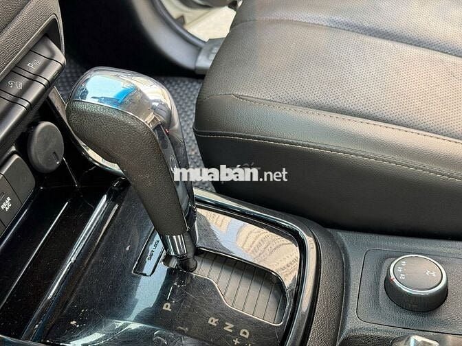 Bán Chevrolet Trailblazer LTZ 2018 4x4AT màu trắng