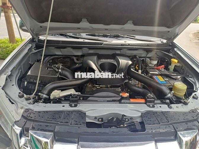 Bán Isuzu Dmax 3.0AT 4x4 sx2016 xe đẹp lỗi tặng xe