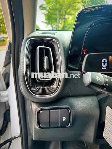 Kia Sonet 2025 Deluxe 1.5 AT - 3000 km