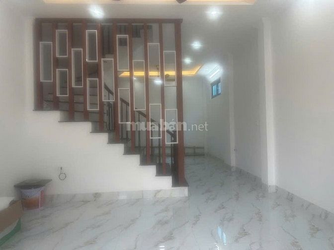 Bán nhà Thị Trấn Phùng 36m, 4 tầng , 5.2 tỷ - Nhà mới đẹp , dân xây 