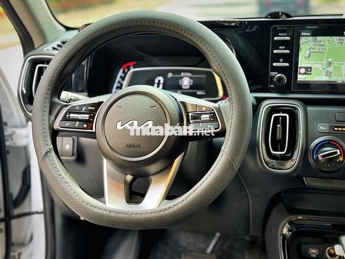 Kia Sonet 2025 Deluxe 1.5 AT - 3000 km