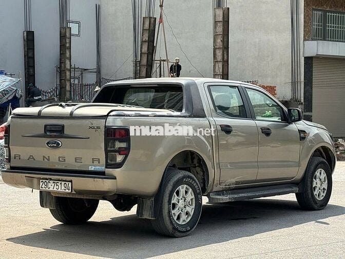 Bán xe Ford Ranger 2016 XLS 2.2L 4x2 AT bao  đẹp