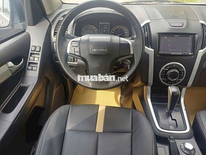 Bán Isuzu Dmax 3.0AT 4x4 sx2016 xe đẹp lỗi tặng xe