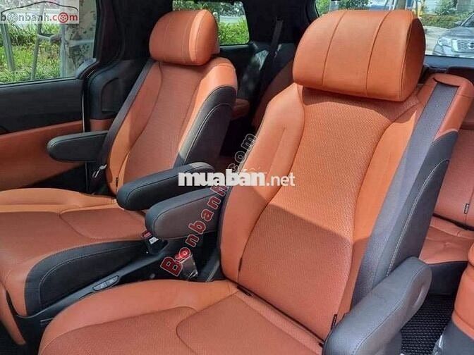 Kia Carnival Signature 3.5G 2024 - 1 Tỷ 549 Triệu
