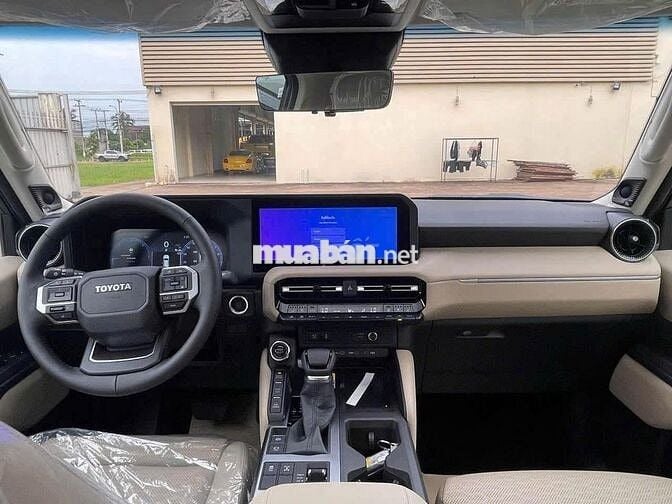 ✅Toyota Land Cruiser Prado 2025 Giao ngay giá tốt💥