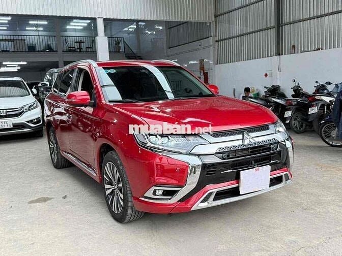 Mitsubishi Outlander 22/23 Premium 2.0 CVT - 12000